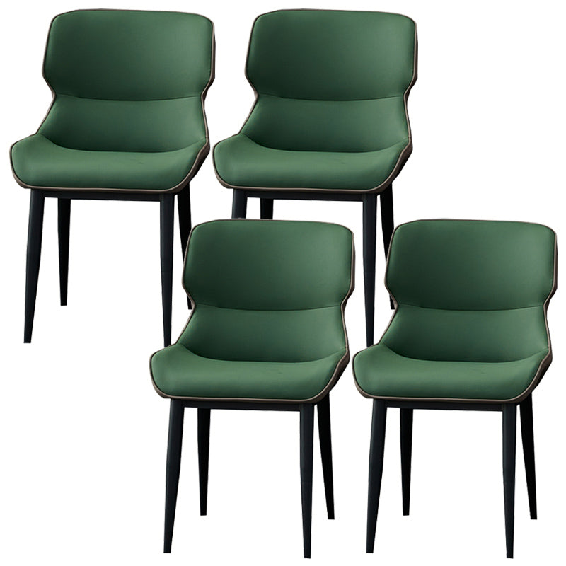 Chaise de finale finale mate avec jambes noires chaise latéral contemporaine pour salle à manger