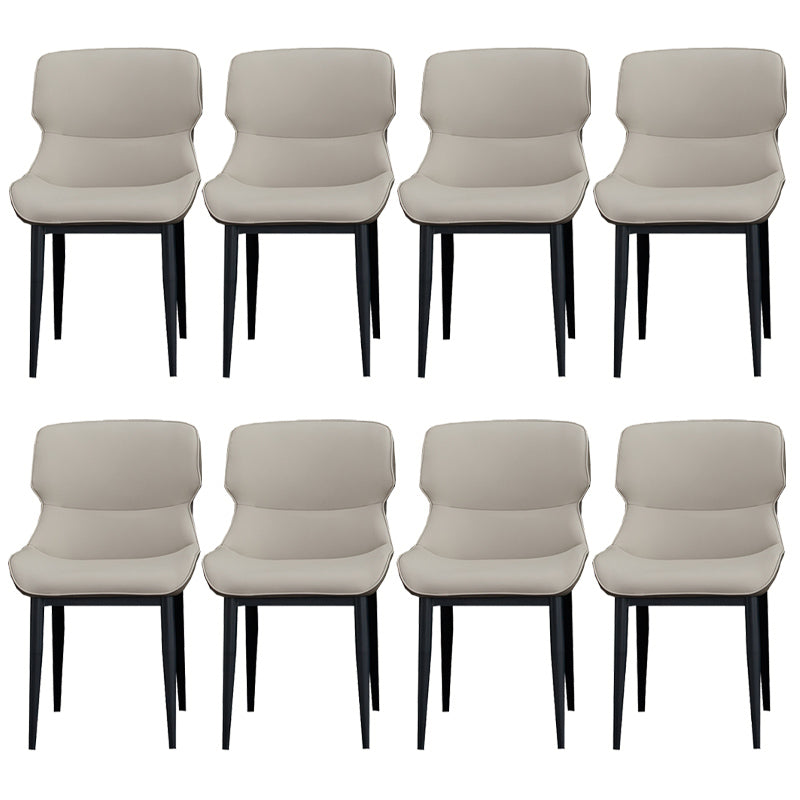 Chaise de finale finale mate avec jambes noires chaise latéral contemporaine pour salle à manger