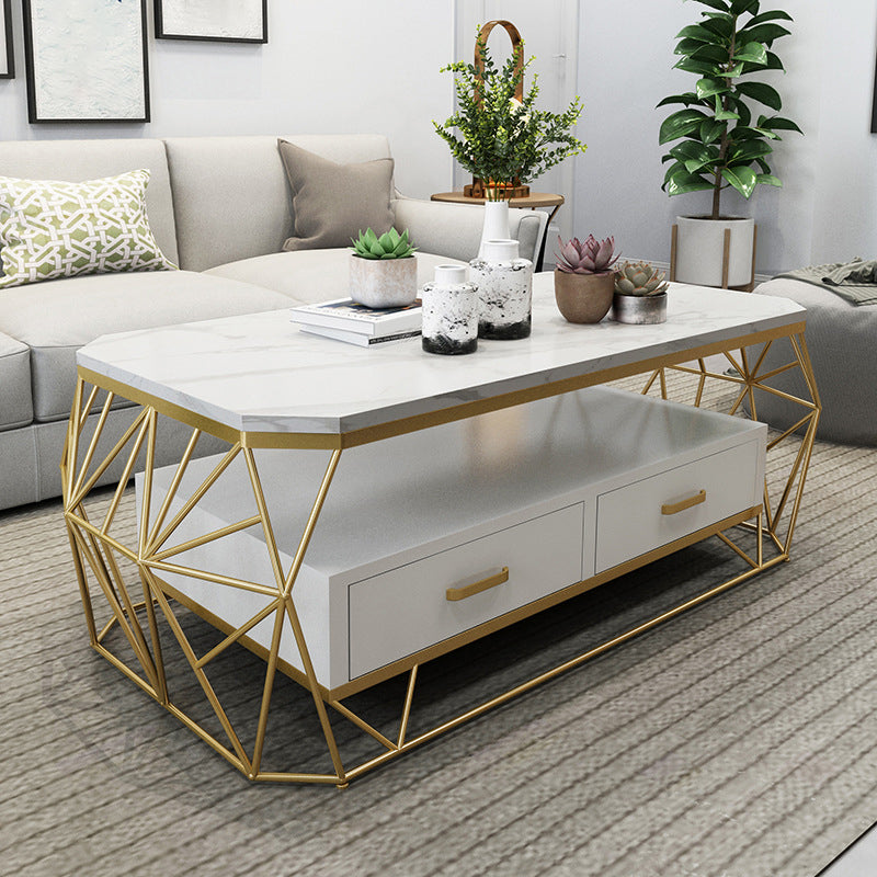 Cadre contemporain avec table basse rectangulaire simple à tiroir