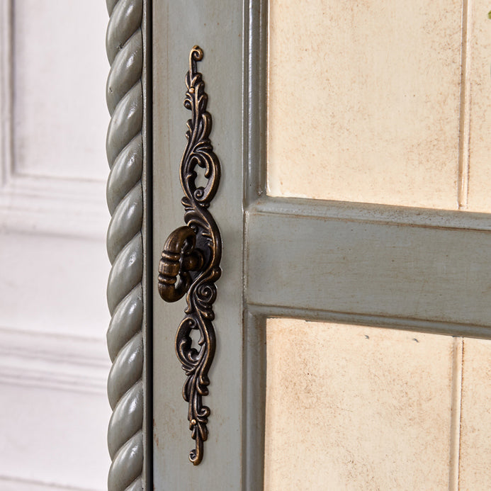 Armoire de rangement en bois de bouleau traditionnel armoire finale mate pour la maison