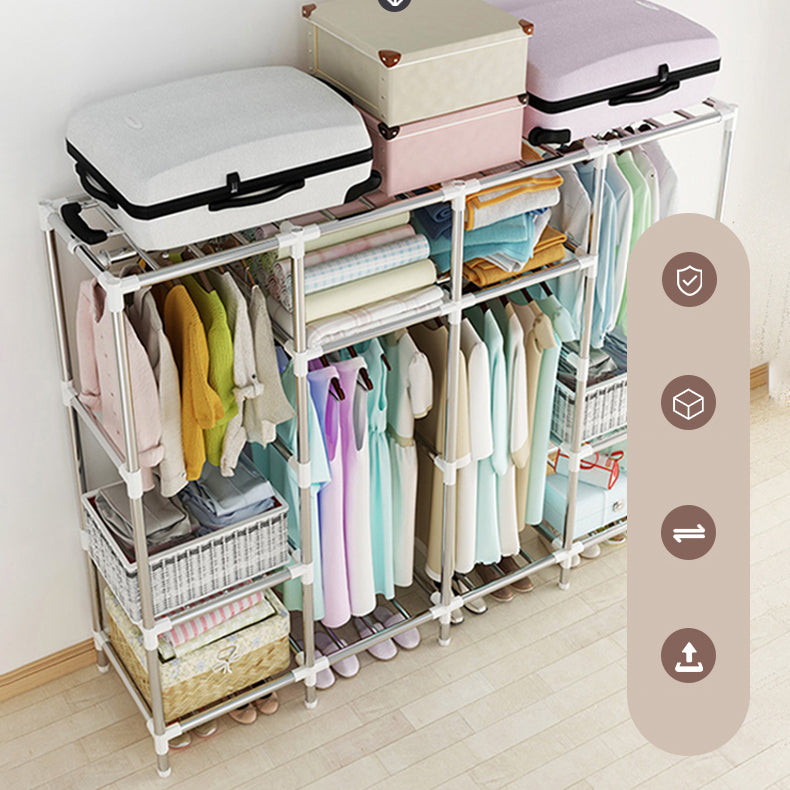 Eigentijdse garderobe -armoire met metalen garderobe kast van de benen