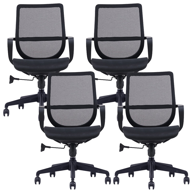 Silla moderna con brazo y ruedas, silla de escritorio con respaldo medio en color negro de microfibra