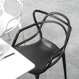 Chaise sans bras de style contemporain Plastique ouverte à l'arrière pour salle à manger