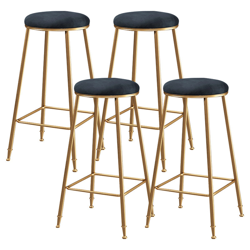 Contemporary Bar Stool Round Seat Barstool with Footrest and Metal Base Black 4 Piece Set Bar Stool(30"H) Clearhalo 'Bar Furniture' 'Bar Stools' 'bar_stools' 'furn' 'furn_bar_stools' 'Furniture' 'Kitchen & Dining Furniture' 6095973