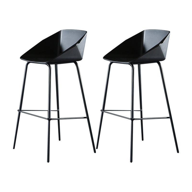 Scandinavian Metal Plastic Counter Stools Low Back Bar Stool with Footrest