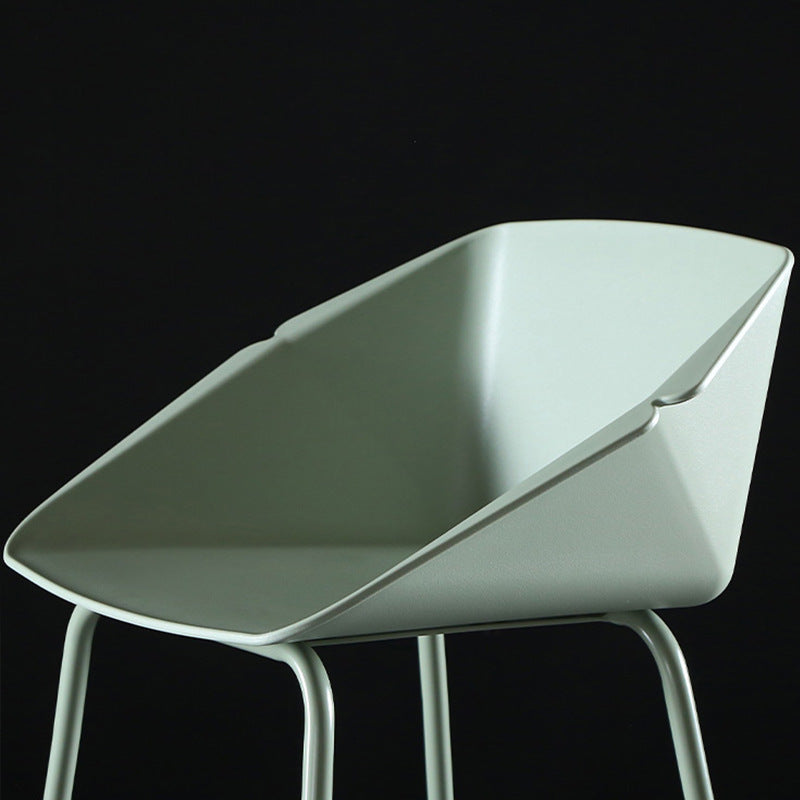 Scandinavian Metal Plastic Counter Stools Low Back Bar Stool with Footrest