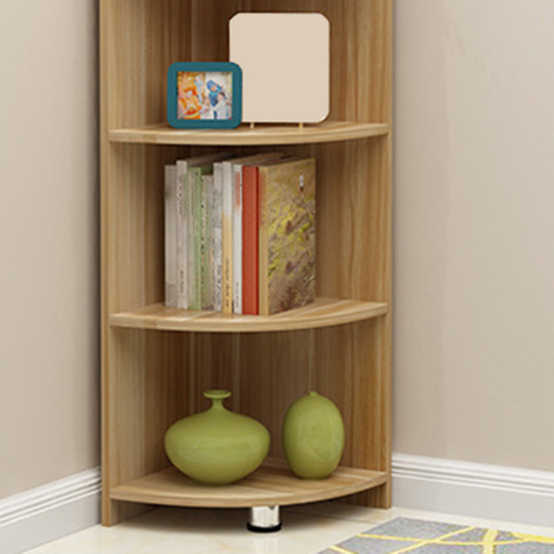 Cassa di accento del triangolo moderno di metà secolo con ripiani in legno 5 mensole