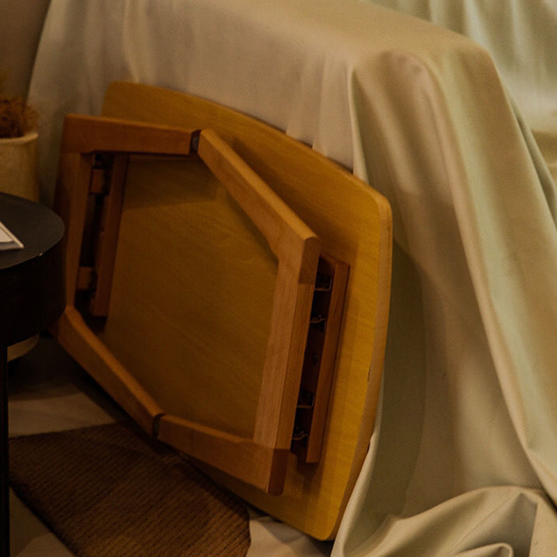Zeitgenössischer rechteckiger, klappbarer Einzel-Couchtisch aus Massivholz