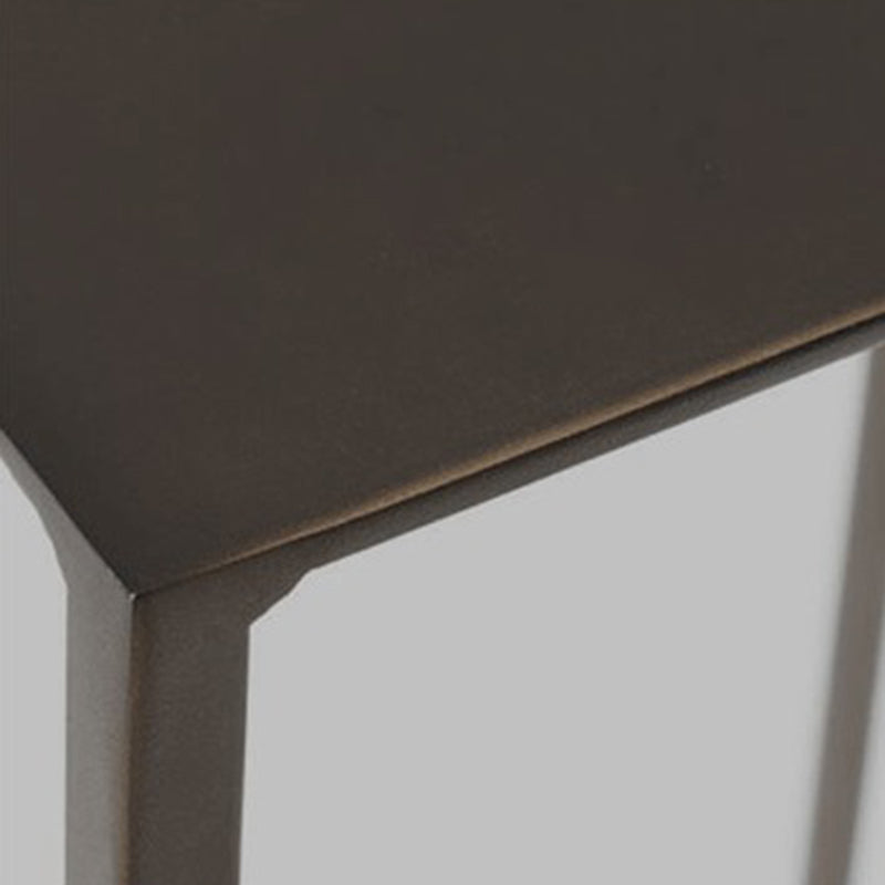Mesa de mesa de hierro de 15.7 pulgadas de ancho marco cuadrado cuadrado de mesa lateral simple