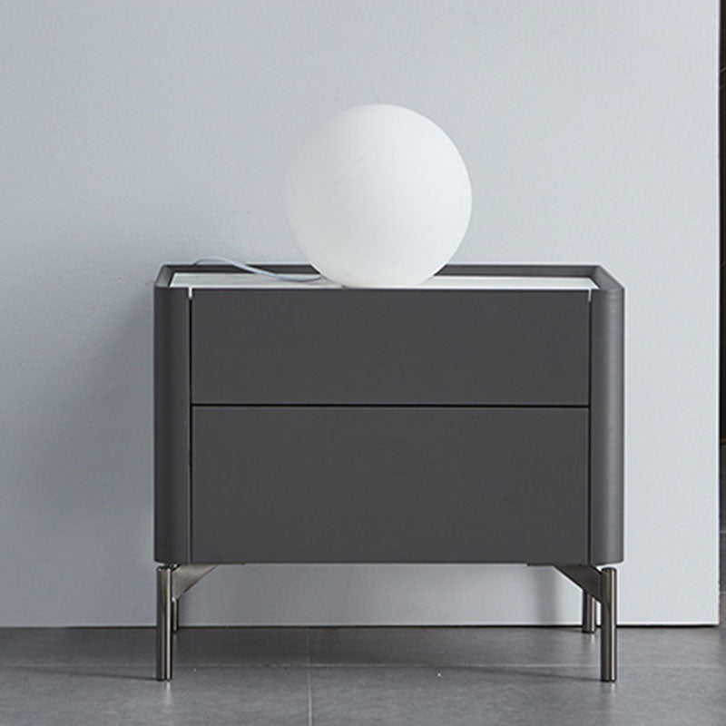 Cassettiera verticale per camera da letto moderna in pietra con cassetti