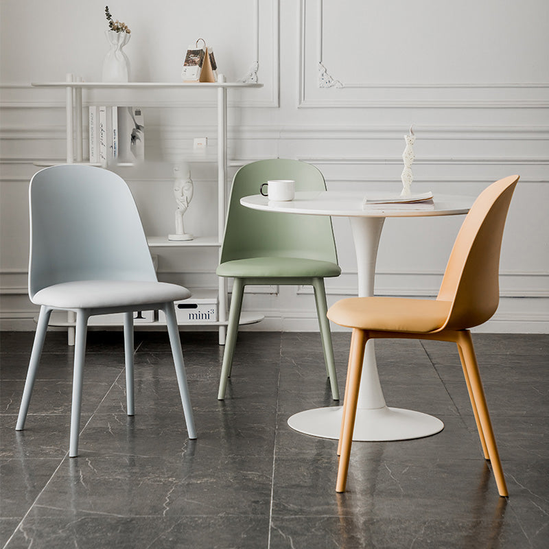 Chaise de salle à manger sans bras rembourrée moderne avec base en métal