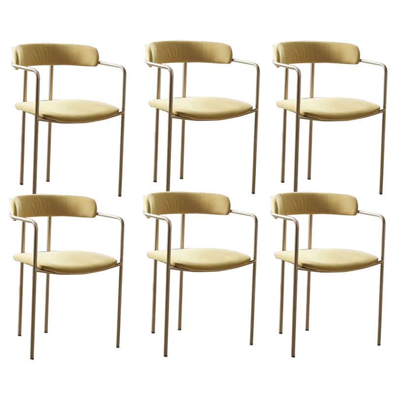 Lussuosa sedia a braccio imbottita sedia in velluto laterale aperto con base metallica