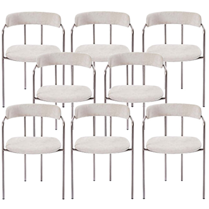 Lussuosa sedia a braccio imbottita sedia in velluto laterale aperto con base metallica