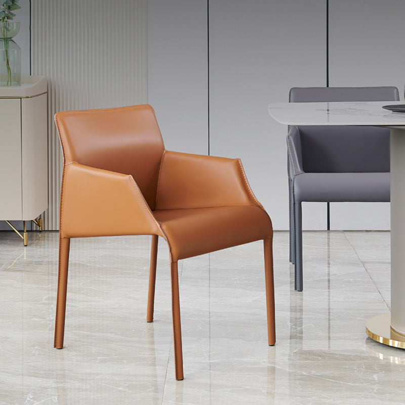 Sillas de comedor de brazo de cuero sintética y silla lateral gris oscuro