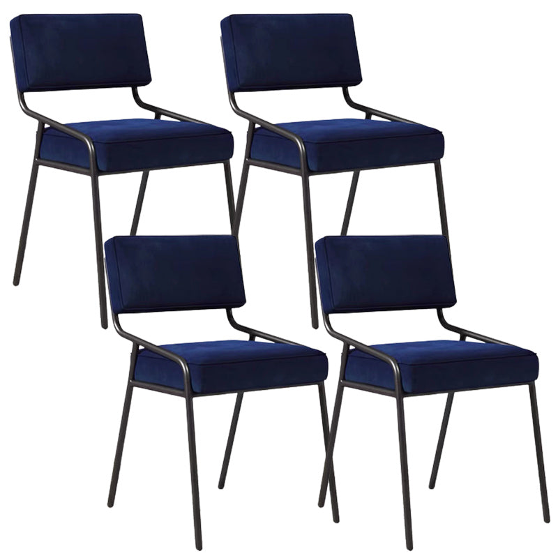 Chaise latéral de style industriel rembourré à l'arrière ouvert avec une jambe en métal