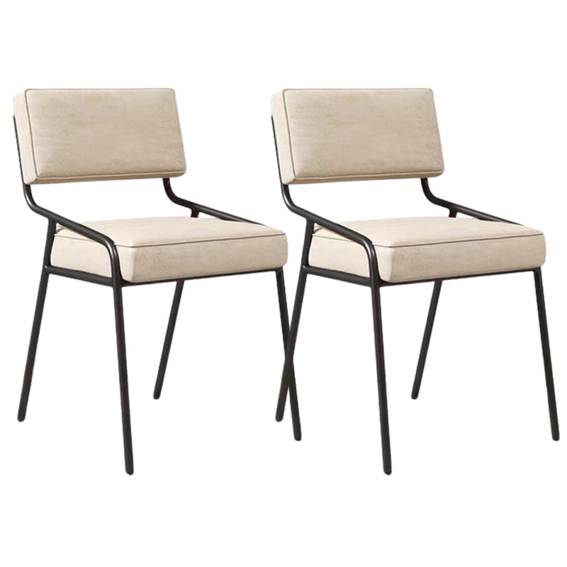 Chaise latéral de style industriel rembourré à l'arrière ouvert avec une jambe en métal