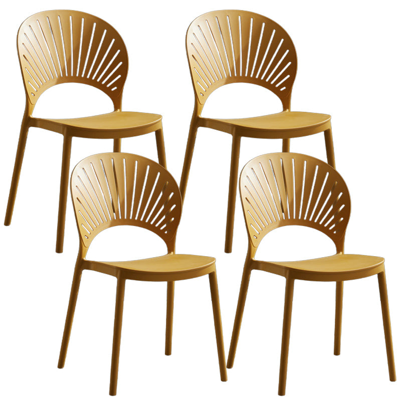 Stapelbare armloze eetkamerstoel Scandinavische plastic eetkamerstoelen