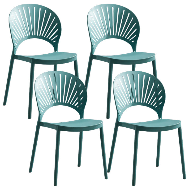 Stapelbare armloze eetkamerstoel Scandinavische plastic eetkamerstoelen