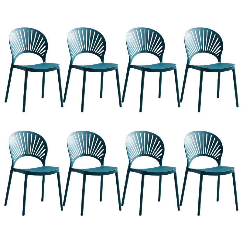 Stapelbare armloze eetkamerstoel Scandinavische plastic eetkamerstoelen