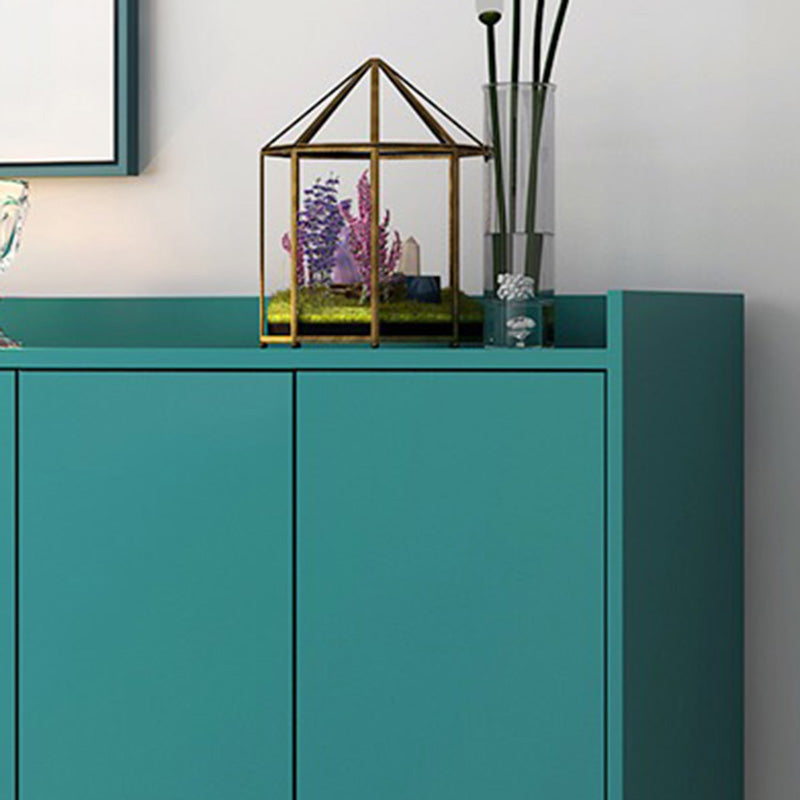 Tavolo da sideboard a 4 porte in legno massiccio glam con base di metallo