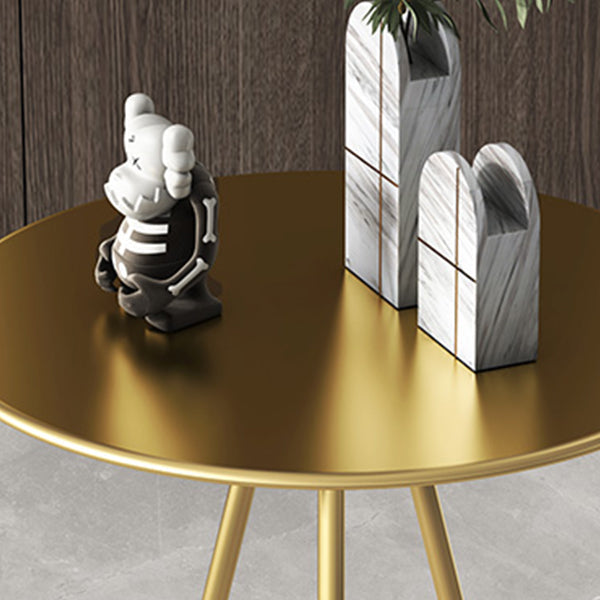 Industrial Round Bar Table Set 1/2/3/4 Pieces Gold Iron Bistro Set with Footrest Clearhalo 'Bar Furniture' 'furn' 'furn_home_bar_bar_sets' 'Furniture' 'Home Bars & Bar Sets' 'home_bar_bar_sets' 'Kitchen & Dining Furniture' 6106335