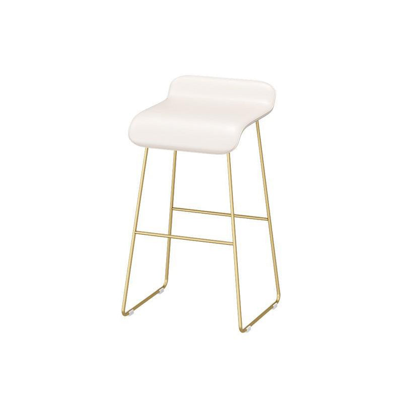 Modern 1/2/5 Pieces Metal Bar Table Set Stone Bar Table with High Stools for Kitchen Clearhalo 'Bar Furniture' 'furn' 'furn_home_bar_bar_sets' 'Furniture' 'Home Bars & Bar Sets' 'home_bar_bar_sets' 'Kitchen & Dining Furniture' 6106838