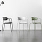 Zeitgenössischer Stil Armstuhl Plastik Plastik Offener Rückseite Essstuhl mit Metallbasis
