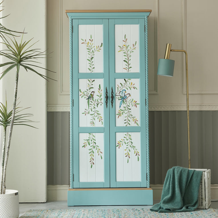 家の伝統的なマット仕上げキャビネット用のバーチウッドストレージキャビネット付き衣服棒付き