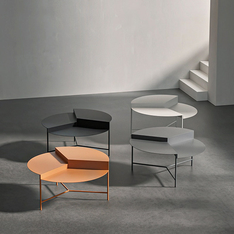 Iron Cocktail Table with 3 Metal Legs and Round Top,Mid-Century Modern Clearhalo 'Coffee & Accent Tables' 'Coffee Tables' 'coffee_tables' 'furn' 'furn_coffee_tables' 'Furniture' 'Living Room Furniture' 6119088