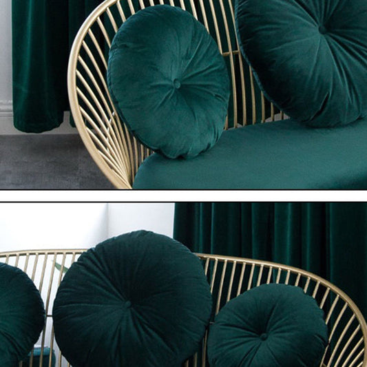 Moderne abgenefierte Armsofa in Gold -Metallrahmensofa mit 3 Kissen