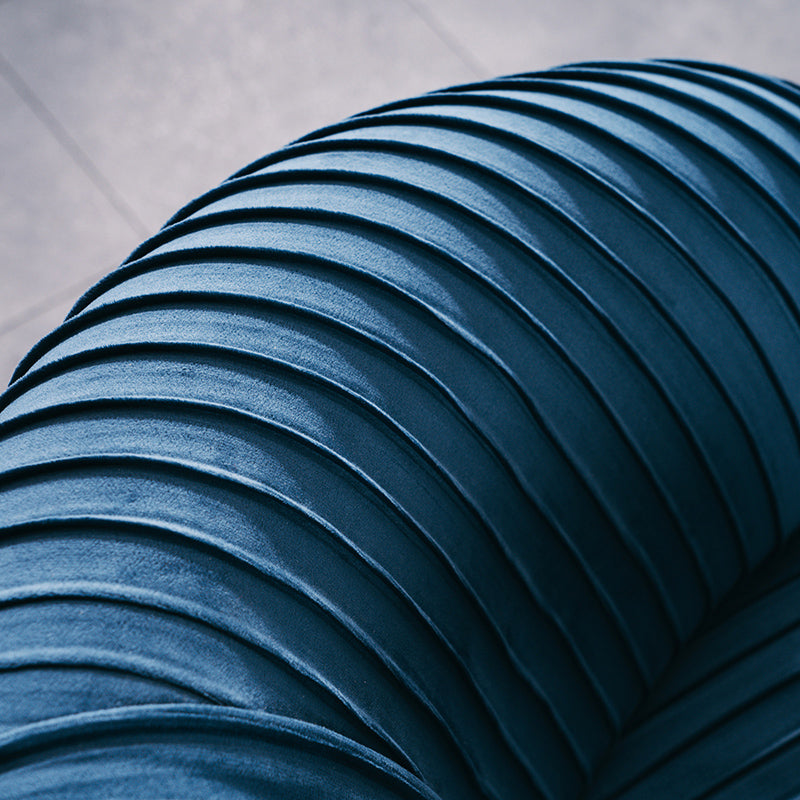 Contemporary Stain Resistant Standard Sofa Loose Back Sloped Arm Sofa