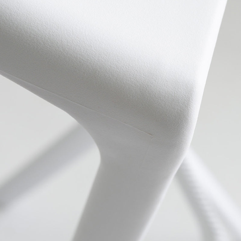 Footrest Indoor Low Back Stool Modern Plastic Stack Bar and Counter Stool