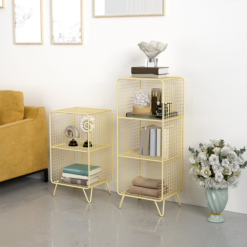 Scaffali in metallo chiuso da 11 "su scaffali in metallo chiuso includeva la libreria