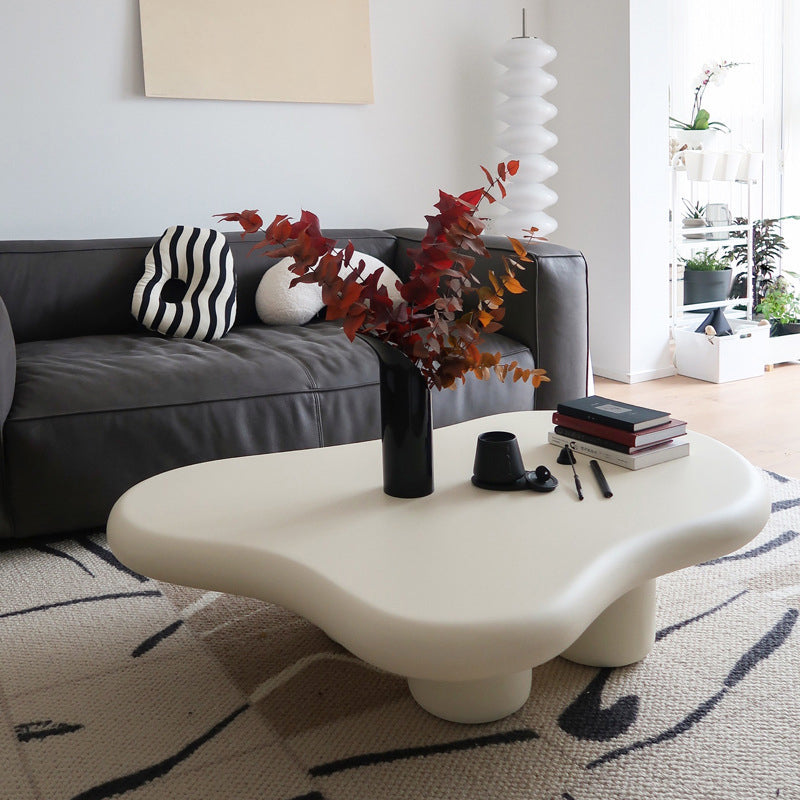 Scandinavian Free Form Coffee Table with 4 Legs in Pine Wood