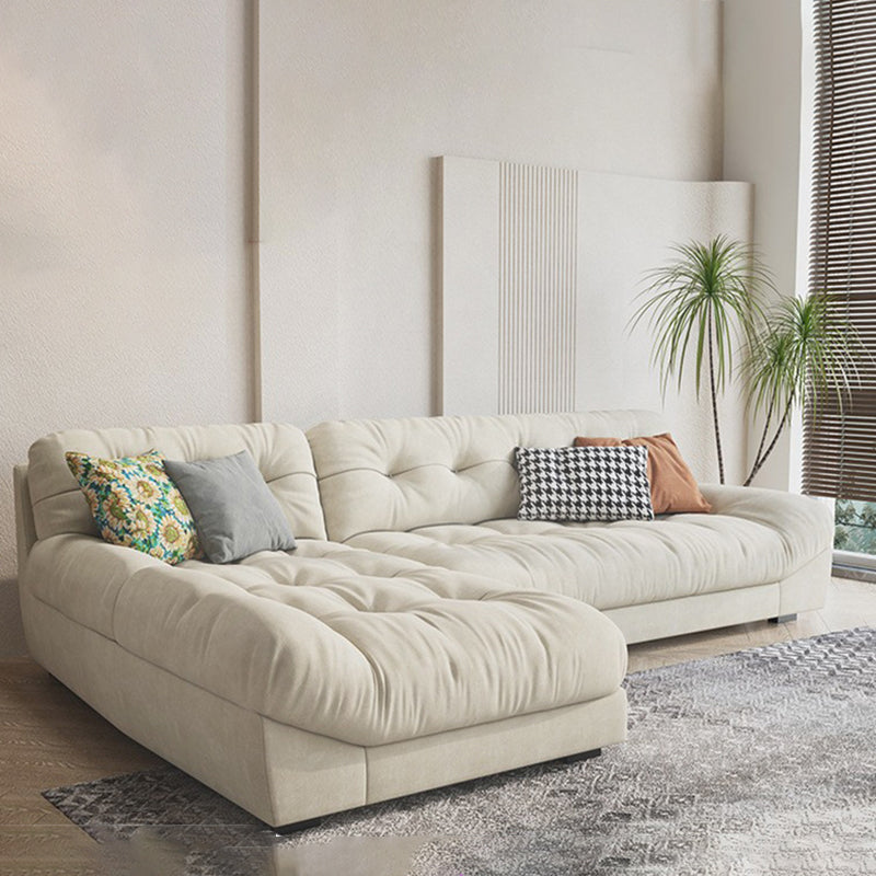 Scandinavo da 33,85 "H divano trapuntato a braccia e chaise per soggiorno