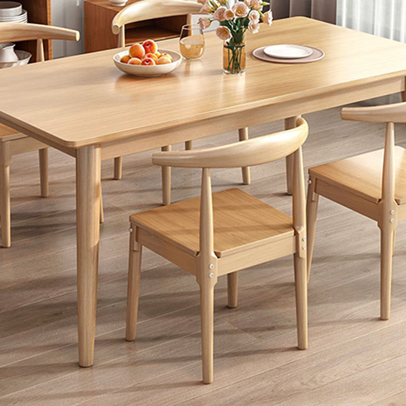 Contemporary Round Dining Table Solid Wood Dinner Table with 4 Legs Clearhalo 'Dining Tables & Seating' 'Dining Tables' 'dining_table' 'furn' 'furn_dining_table' 'Furniture' 'Kitchen & Dining Furniture' 6137200
