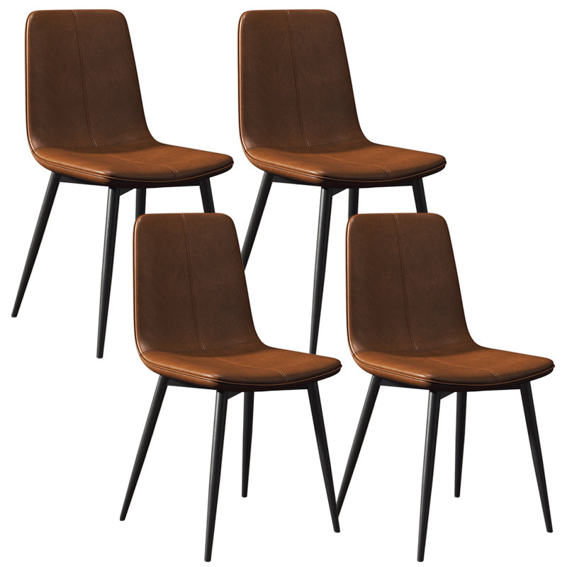 Glam -stijl eetkamerstoel faux lederen eetkamerstoel met metalen benen