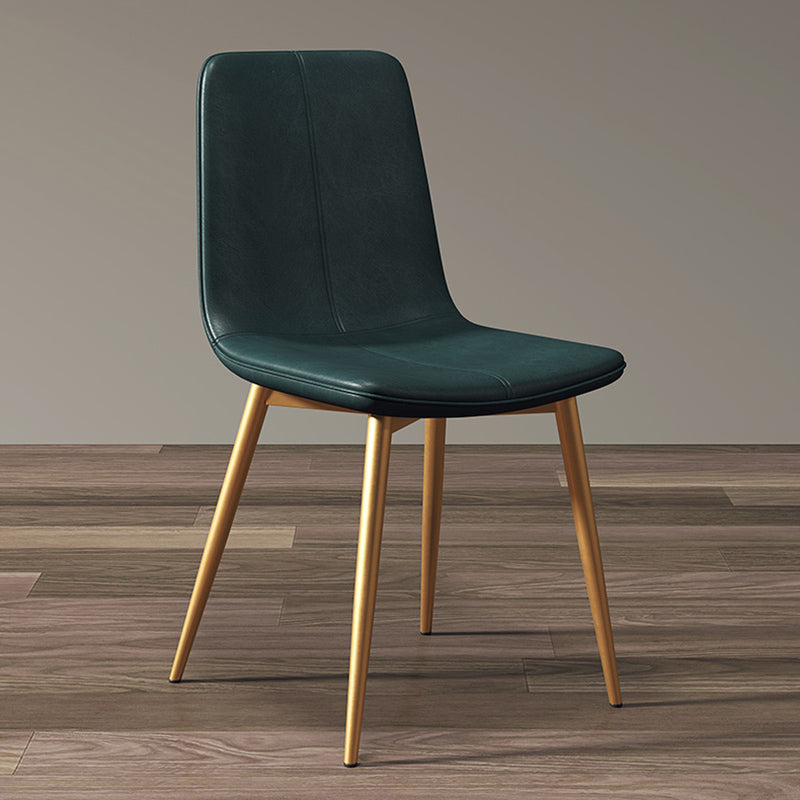 Glam -stijl eetkamerstoel faux lederen eetkamerstoel met metalen benen