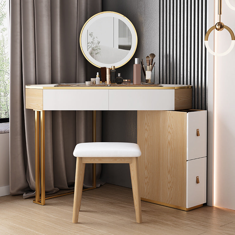 4 dessinateurs en miroir casse-tête