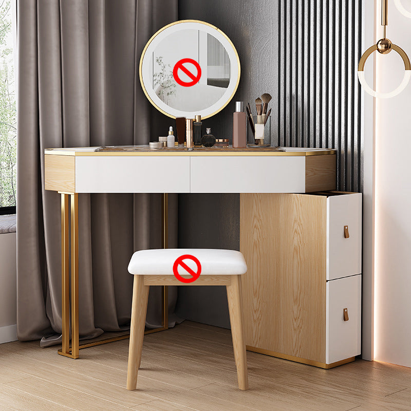 4 dessinateurs en miroir casse-tête