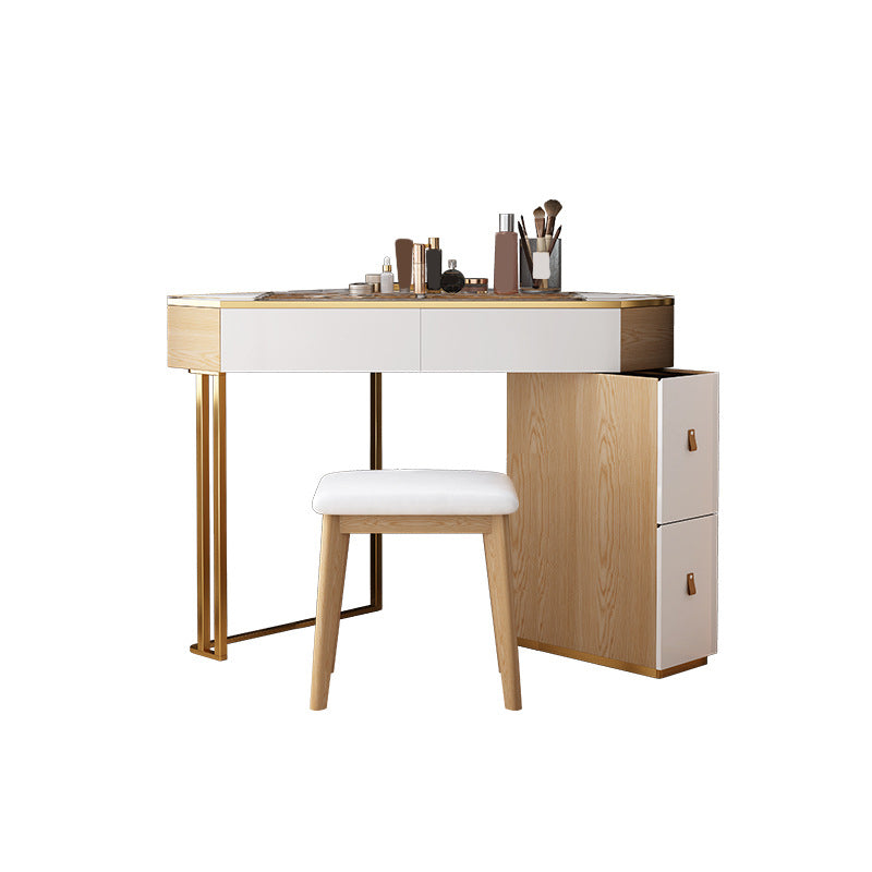 4 dessinateurs en miroir casse-tête