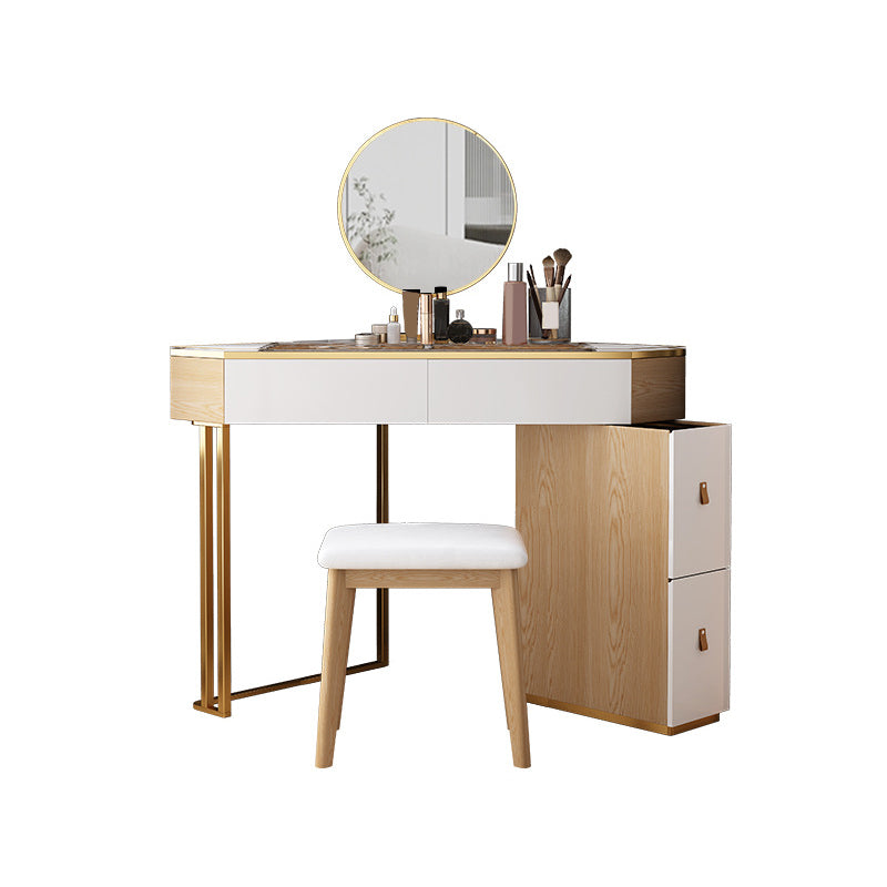 4 dessinateurs en miroir casse-tête