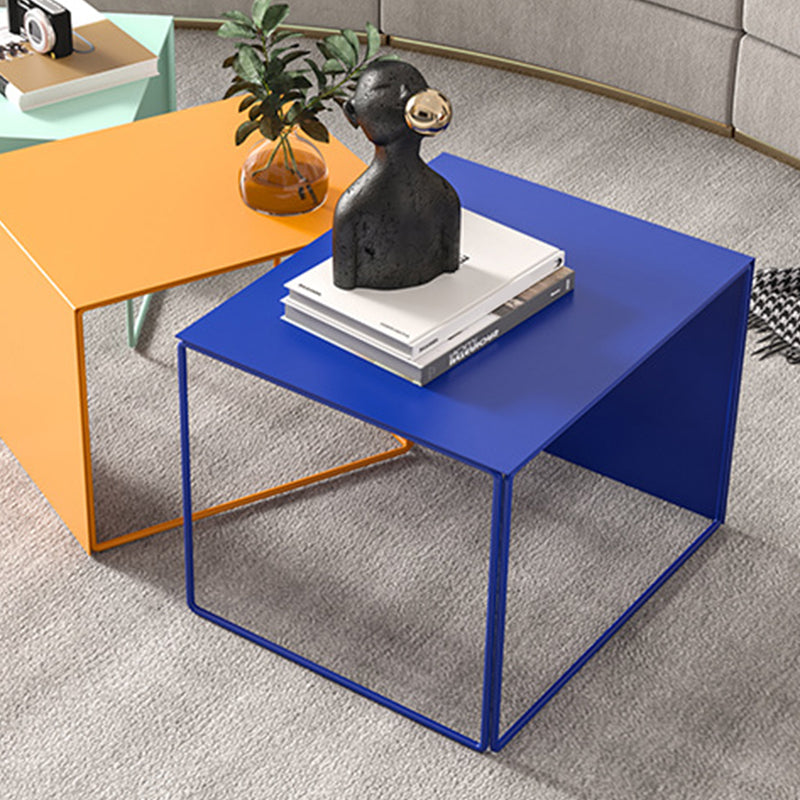 Mesa de centro individual rectangular con estructura de metal moderna Mid-Century