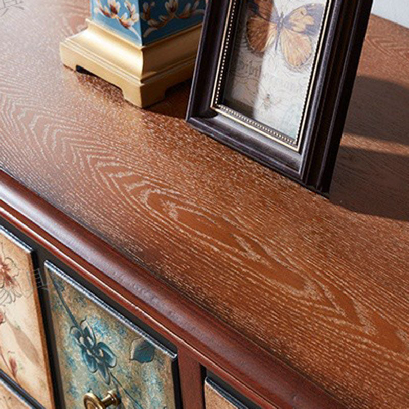Traditionelle Schlafzimmerkommode aus massivem Holz in Braun mit Schubladen