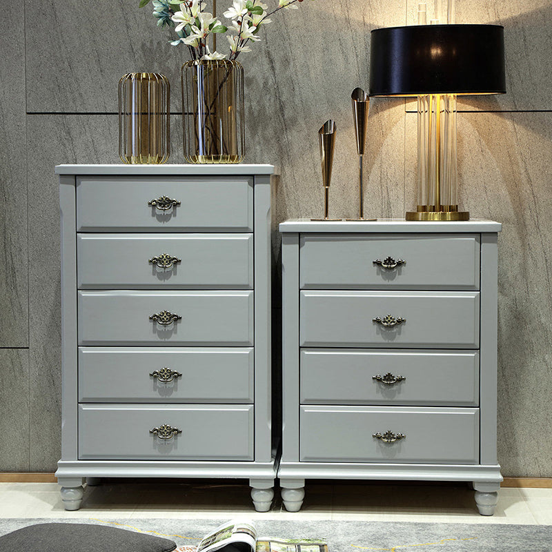 Cassettiera verticale tradizionale in legno di gomma per camera da letto con cassetti