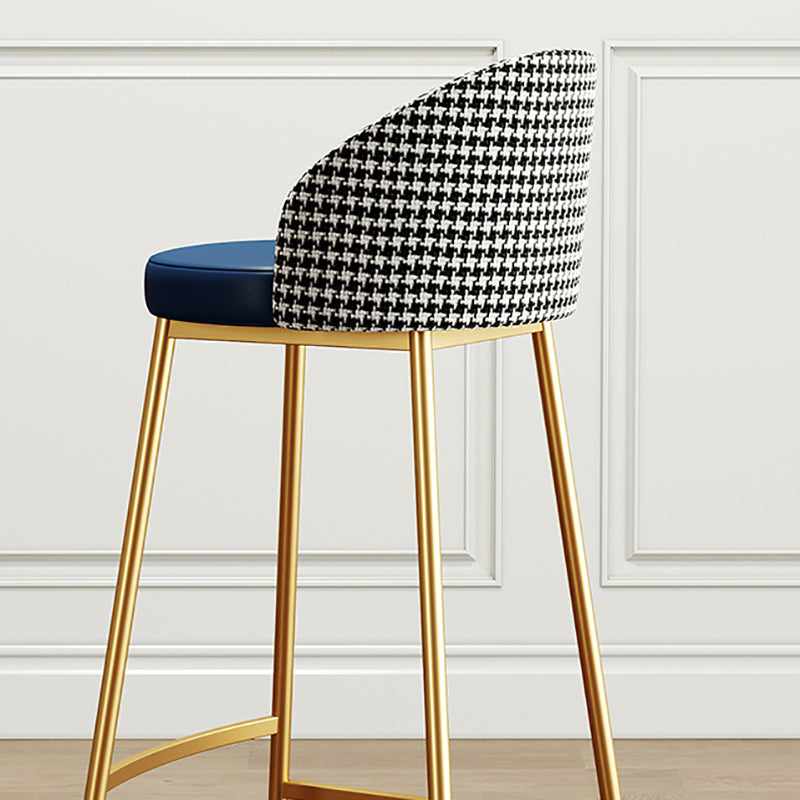 Glam Bucket Leather Counter-height Stool Footrest Indoor Bar and Counter Stool Clearhalo 'Bar Furniture' 'Bar Stools' 'bar_stools' 'furn' 'furn_bar_stools' 'Furniture' 'Kitchen & Dining Furniture' 6152473