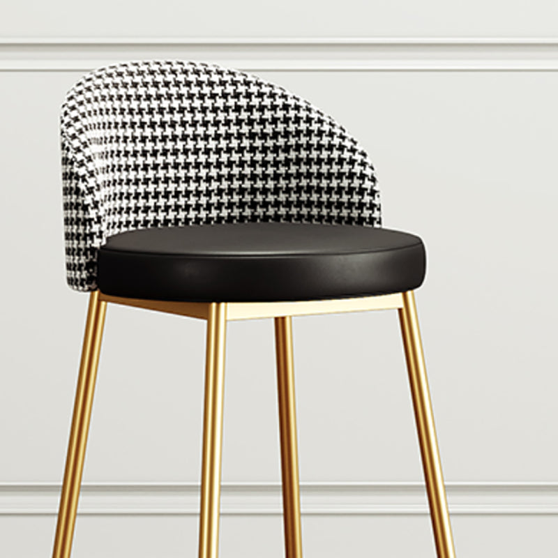 Glam Bucket Leather Counter-height Stool Footrest Indoor Bar and Counter Stool Clearhalo 'Bar Furniture' 'Bar Stools' 'bar_stools' 'furn' 'furn_bar_stools' 'Furniture' 'Kitchen & Dining Furniture' 6152474