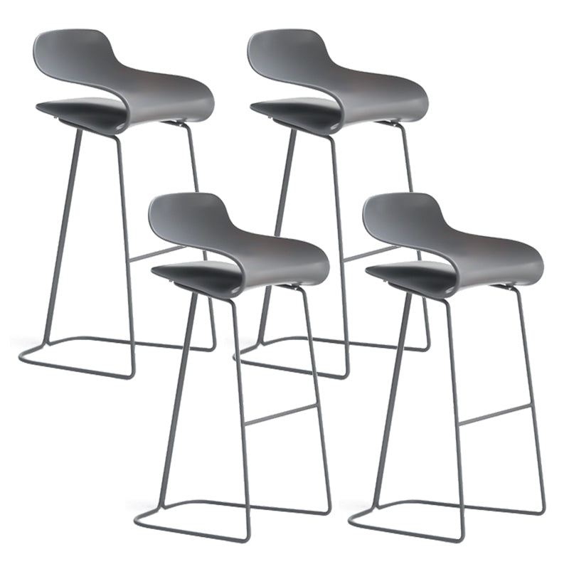 Armless Metal Indoor Bar Stool Scandinavian Plastic Stool with Footrest