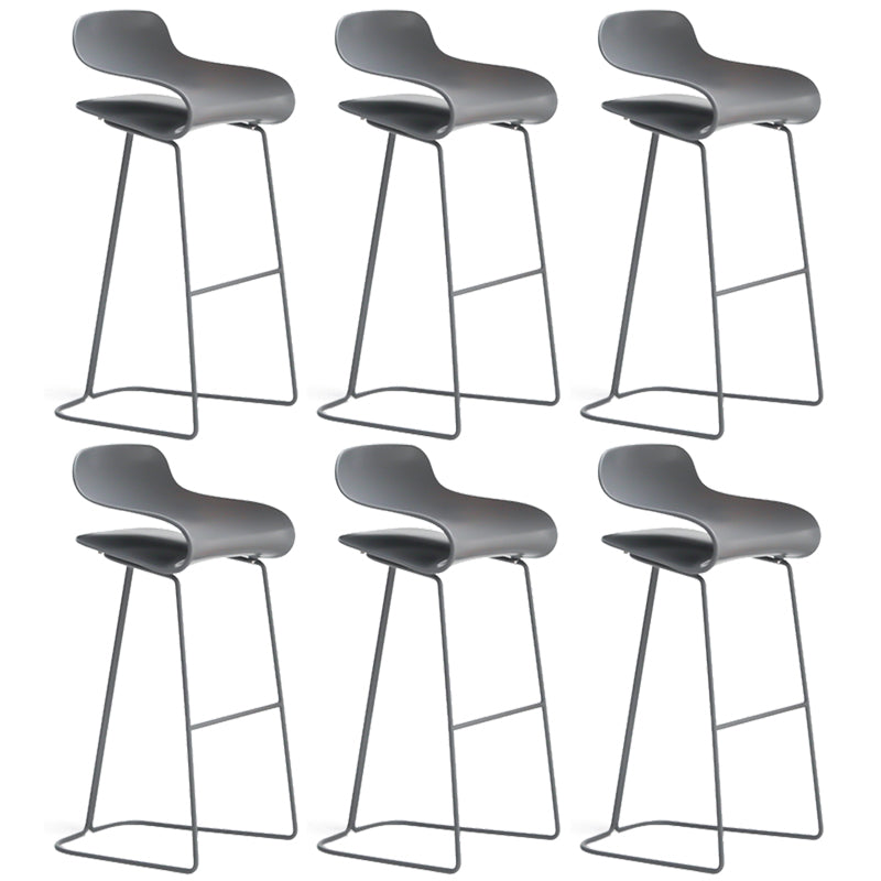 Armless Metal Indoor Bar Stool Scandinavian Plastic Stool with Footrest