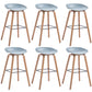 Sgabello da bar in plastica stile moderno. Sgabello da bar a secchiello ad altezza bancone
